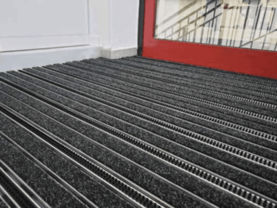Tapis en rail aluminium