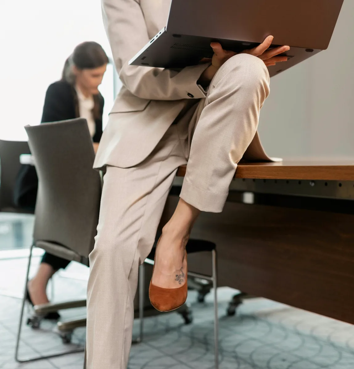Comment placer un tapis dans un bureau ? Stratégies d’aménagement et conseils professionnels pour optimiser vos espaces de travail