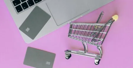 Les 5 erreurs à éviter lors de l&rsquo;achat d&rsquo;un tapis en ligne : Guide pour les entreprises par Tapis-Logo