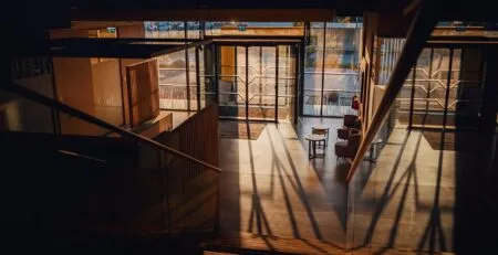Quel tapis pour un hall d’entrée avec des milliers de visiteurs par jour ?