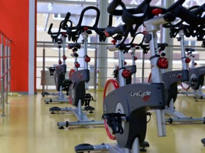 Pourquoi les tapis sont-ils importants dans les salles de sport ?