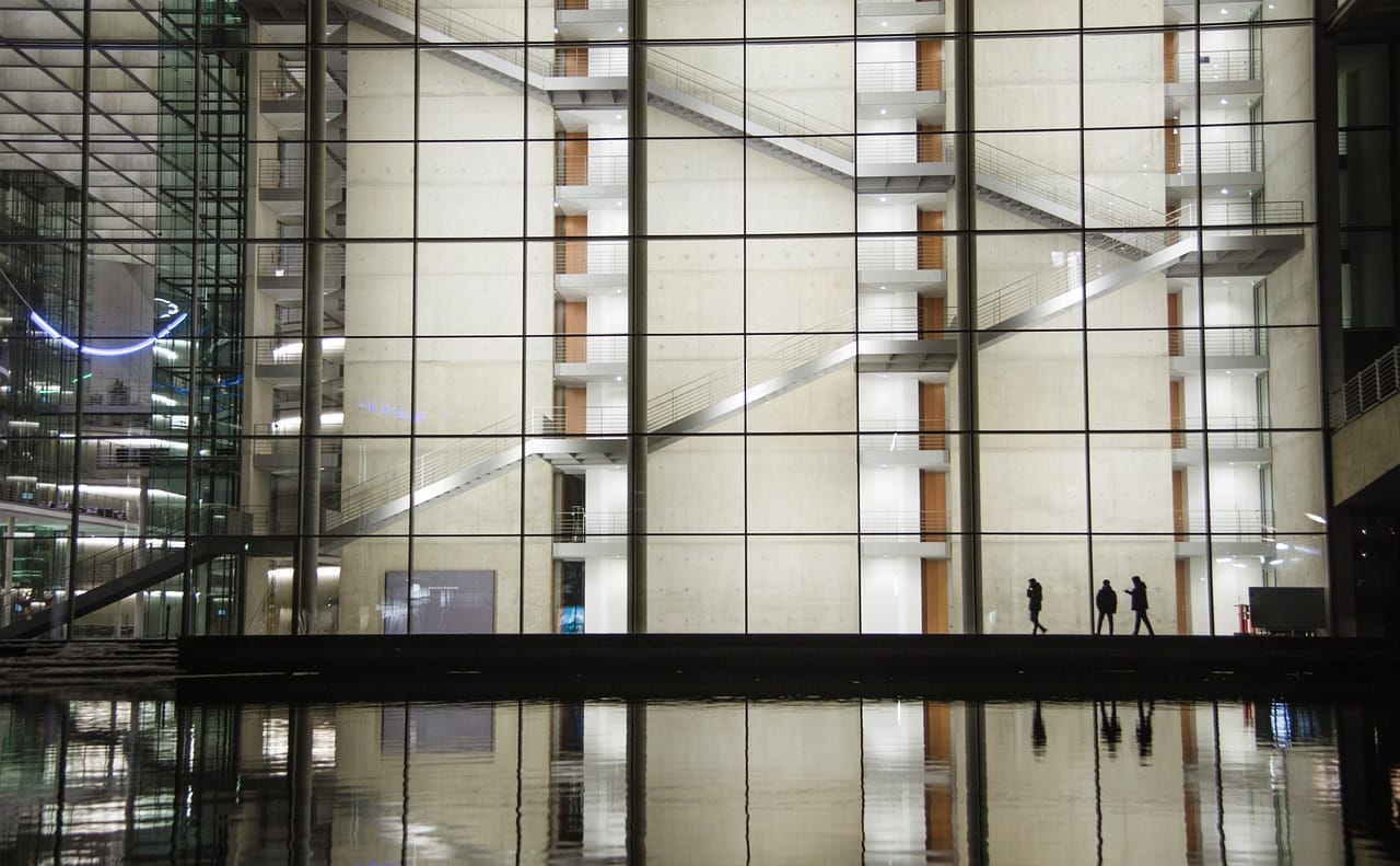 Tapis professionnels : L&rsquo;investissement clé pour un bureau plus propre, plus élégant et plus accueillant 🏢