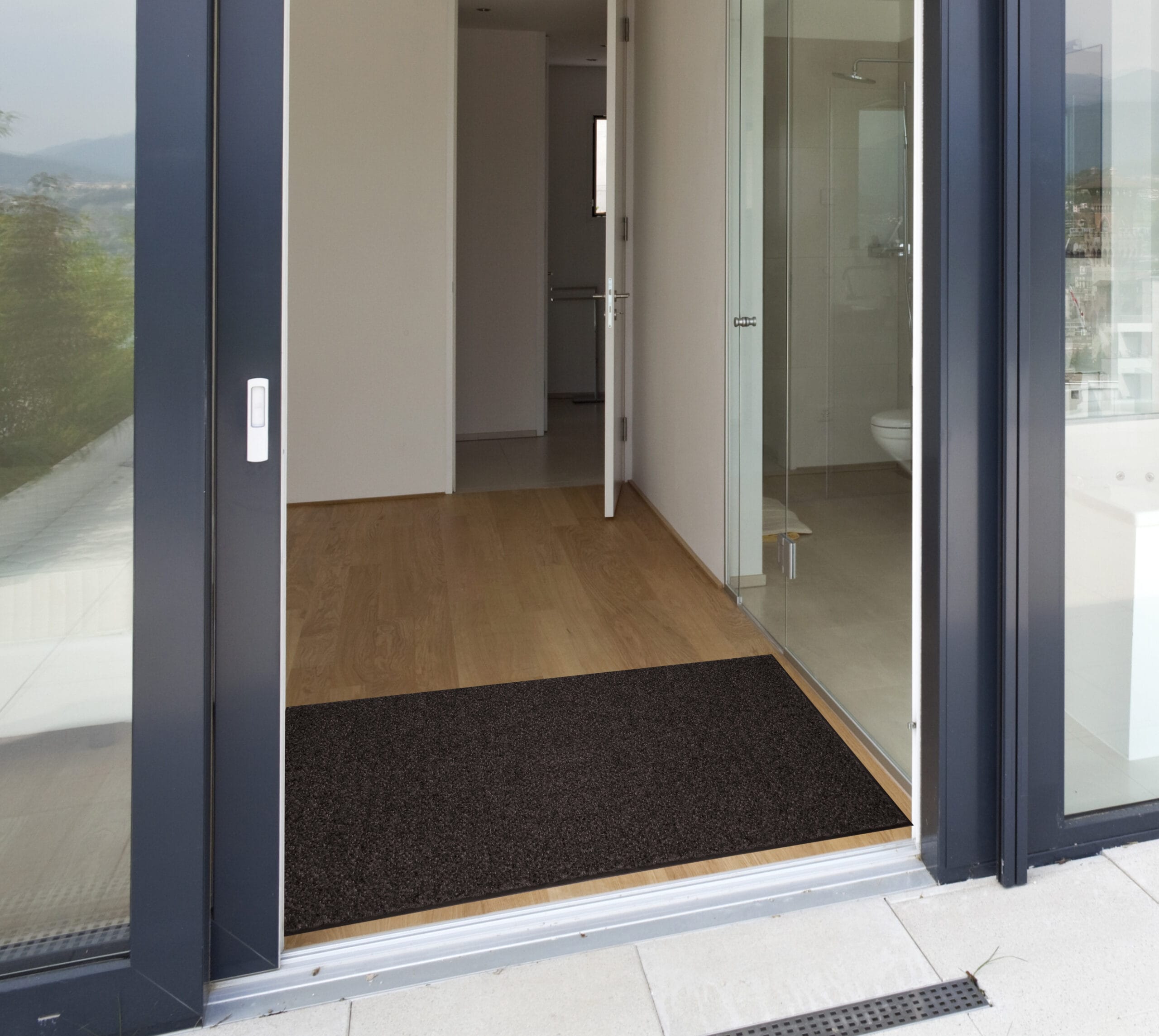 Tapis anti-salissure vs tapis absorbant : quelle différence et quel choix pour vous ?