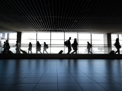 Tapis XXL sur mesure pour un aéroport – Gestion des flux et propreté