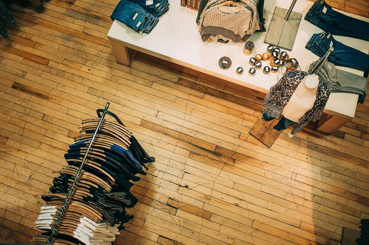 Les tapis anti-dérapants pour les professionnels : une solution pour réduire l&rsquo;usure des sols commerciaux.