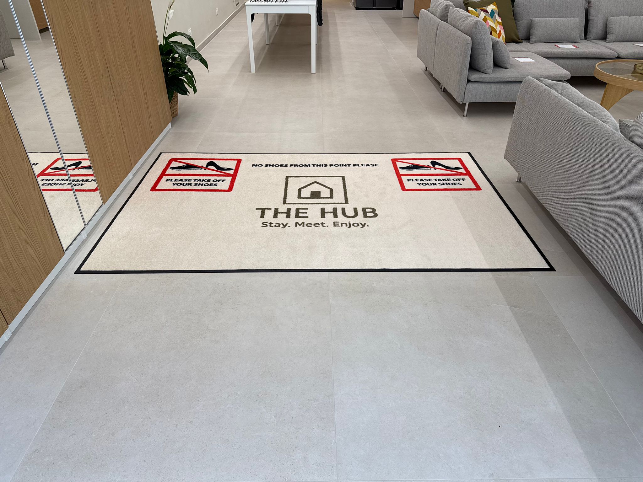 Tapis personnalisé pour bureaux et sièges sociaux : image, confort et performance au quotidien